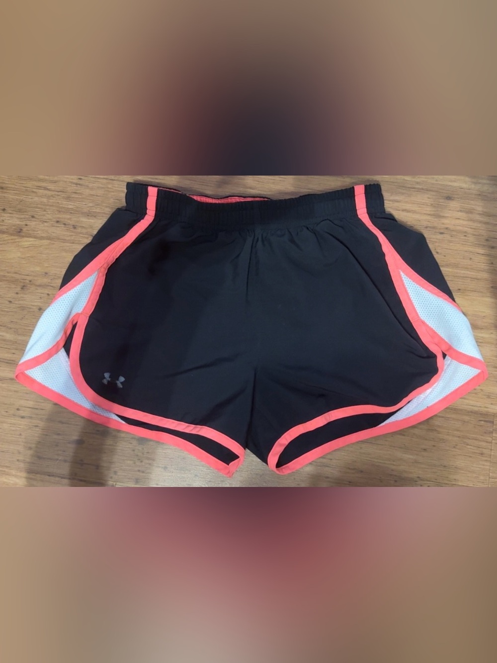 UNDER ARMOUR SHORTS
